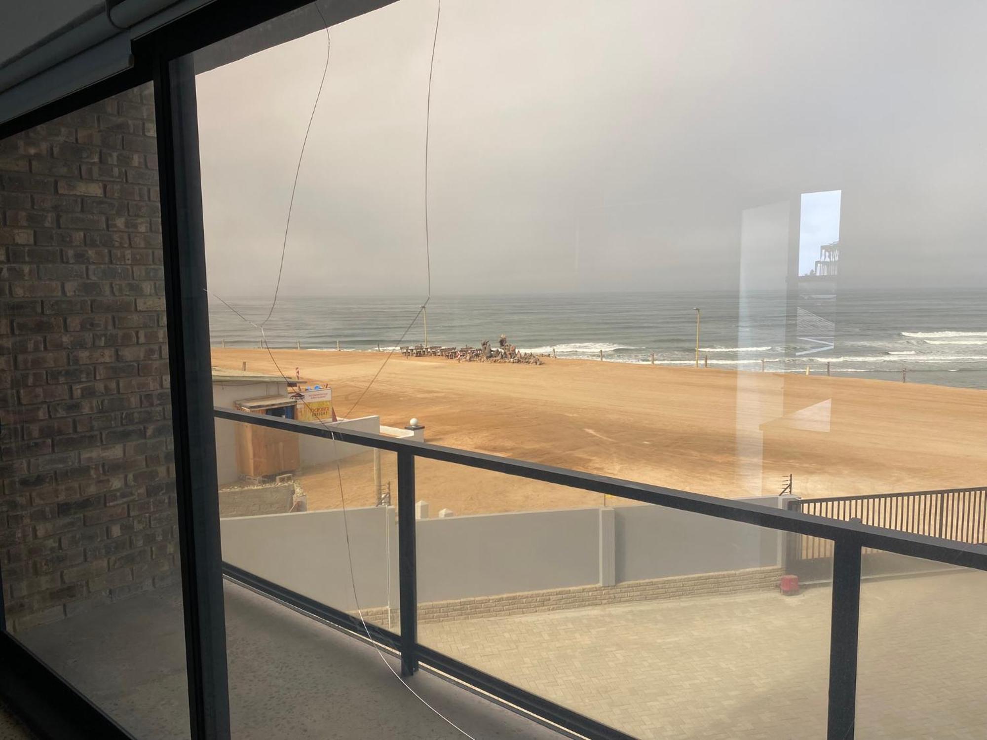 Diestrandwolf Sea View Self Catering Henties Bay Kültér fotó