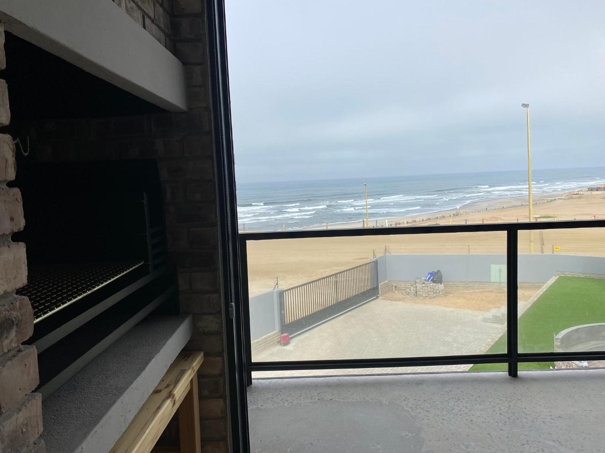 Diestrandwolf Sea View Self Catering Henties Bay Kültér fotó