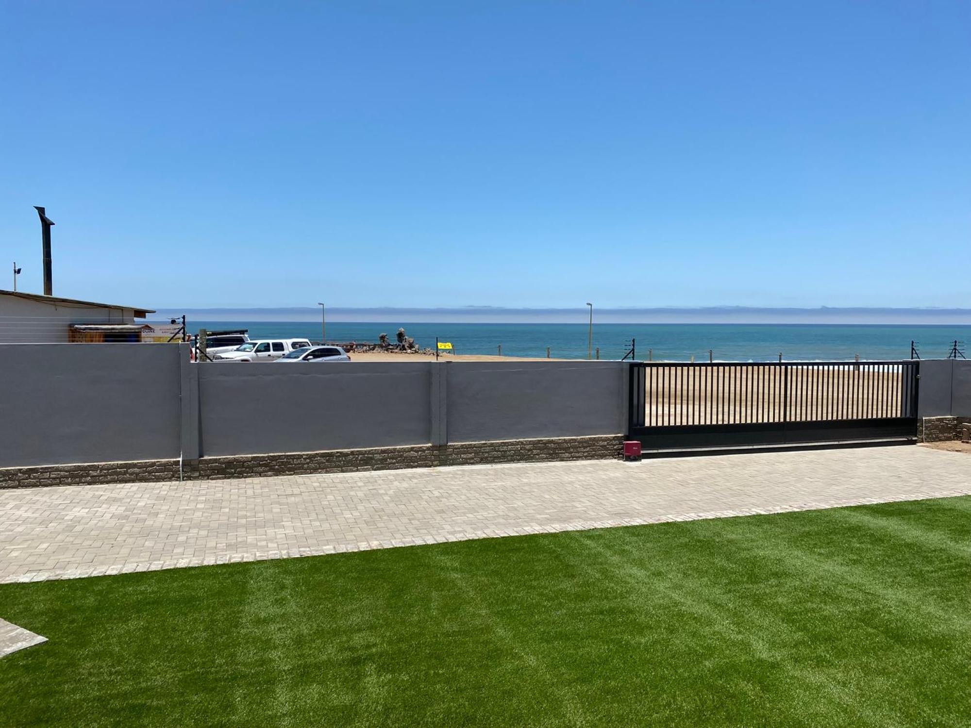 Diestrandwolf Sea View Self Catering Henties Bay Kültér fotó