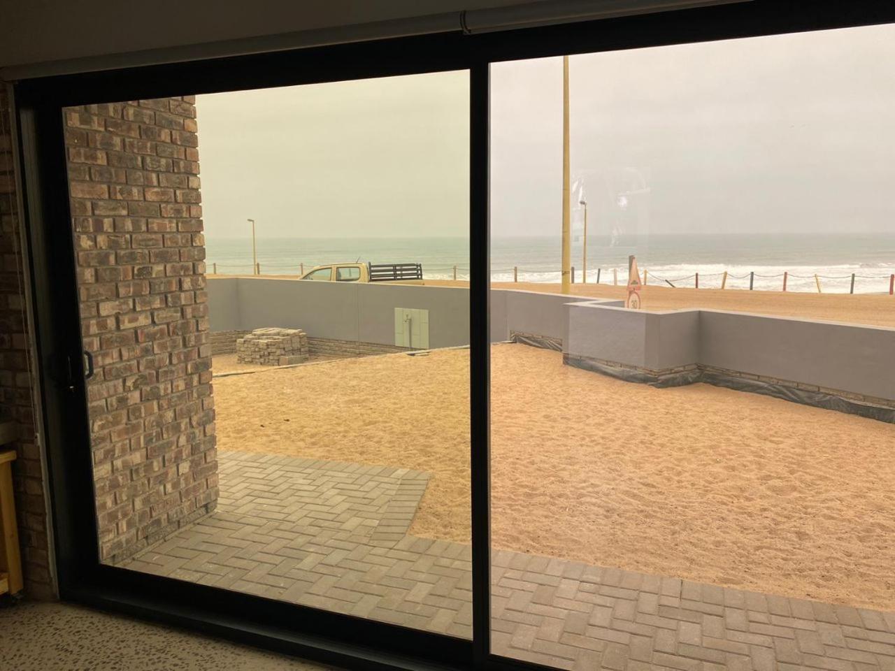 Diestrandwolf Sea View Self Catering Henties Bay Kültér fotó