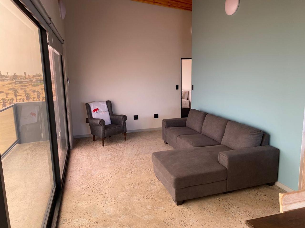 Diestrandwolf Sea View Self Catering Henties Bay Kültér fotó