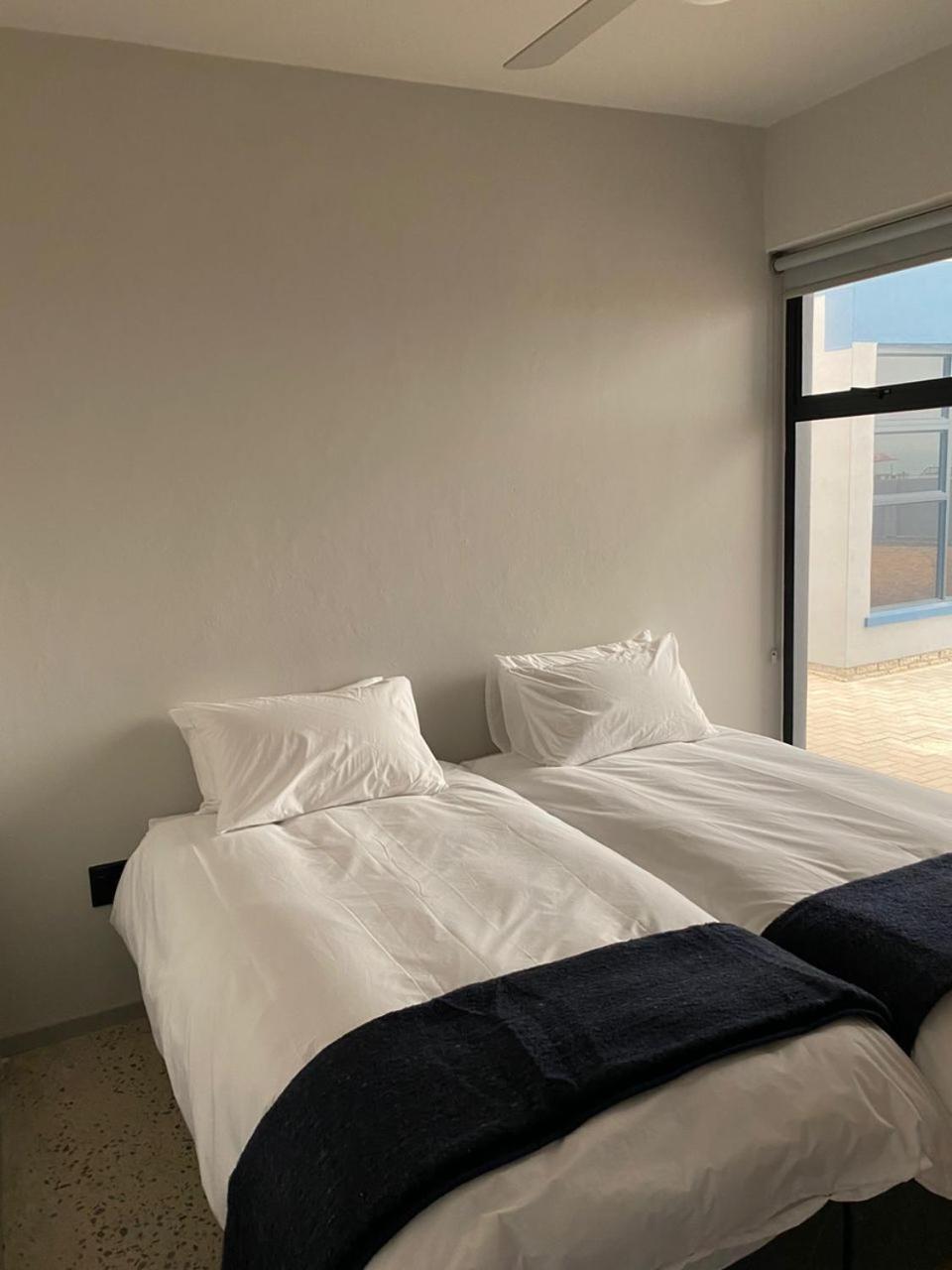 Diestrandwolf Sea View Self Catering Henties Bay Kültér fotó