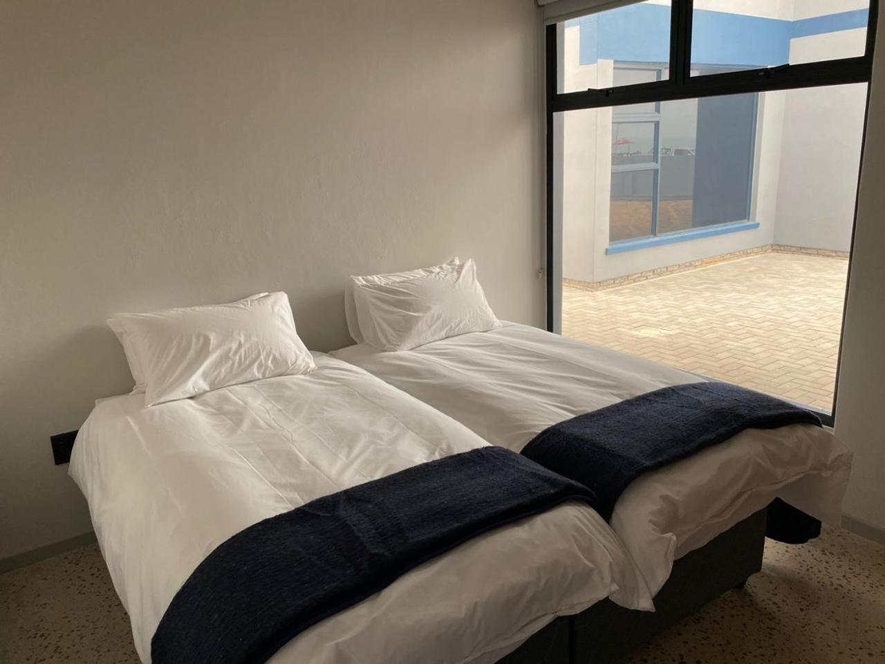 Diestrandwolf Sea View Self Catering Henties Bay Kültér fotó
